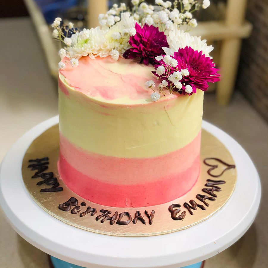 Where you can order incredible personalised cakes and bakes in  Northamptonshire